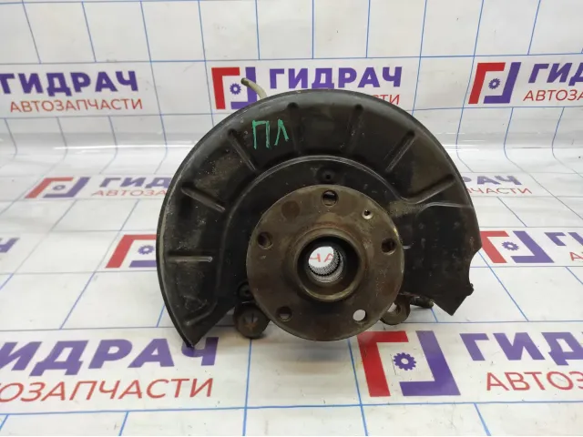Кулак поворотный передний левый Volkswagen Jetta (A6) 5C0407255. Ступичный под замену.