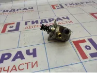 Насос (ТНВД) бензиновый Volkswagen Jetta (A6) 03C127026R.