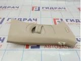 Обшивка стойки средней правой верхняя Volkswagen Jetta (A6) 5C6867244B95T.