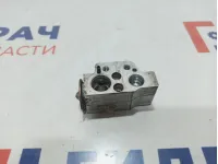 Клапан кондиционера Volkswagen Jetta (A6) 1K0820679.