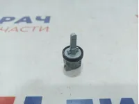 Датчик температуры воздуха Volkswagen Jetta (A6) 1K0907543G.