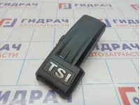 Накладка двигателя Volkswagen Jetta (A6) 03F103935.