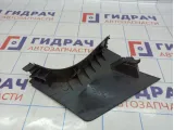 Обшивка стойки передней нижняя правая Volkswagen Jetta (A6) 5C786348482V.