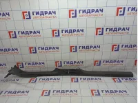Накладка порога внутренняя левая Volkswagen Jetta (A6) 5C685337182V. Потертости.