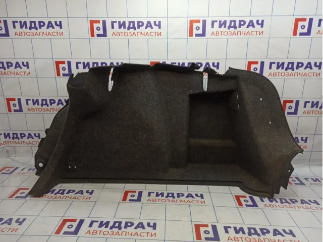 Обшивка багажника правая Volkswagen Jetta (A6) 5C6867428S1BS.