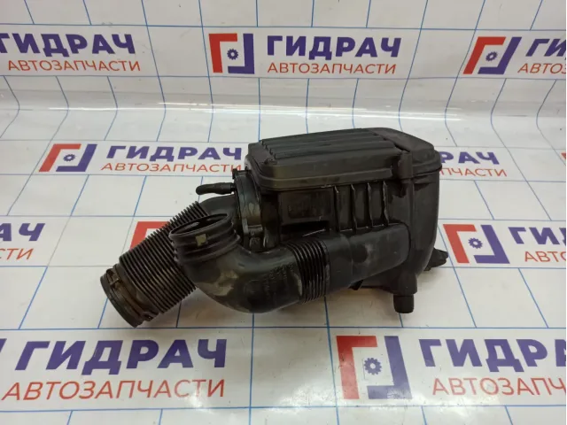 Корпус воздушного фильтра Volkswagen Jetta (A6) 1K0129607AL.