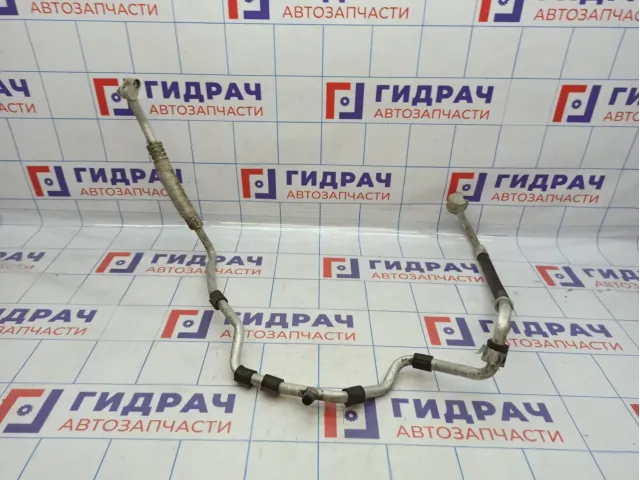 Трубка кондиционера Volkswagen Jetta (A6) 5C0820743D.