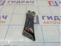 Кронштейн фары правый Volkswagen Jetta (A6) .