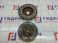 Корзина сцепления с диском Volkswagen Jetta (A6) 03F141025A.