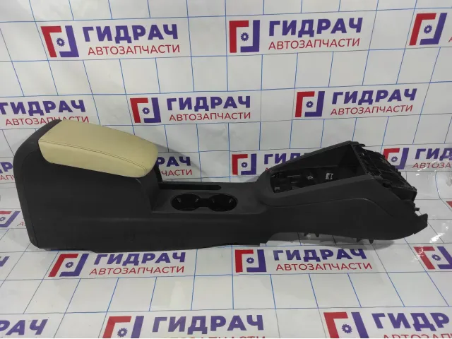 Консоль Volkswagen Jetta (A6) 5C7863241N. В сборе.