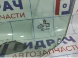 Стекло двери передней левой Volkswagen Jetta (A6) 5CU845201.