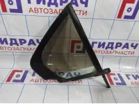 Стекло двери задней правой (форточка) Volkswagen Jetta (A6) 5C6845214.