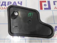Заглушка двери передней правой Volkswagen Jetta (A6) 5C6837916B.