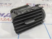 Дефлектор воздушный левый Volkswagen Jetta (A6) 5C6819703.