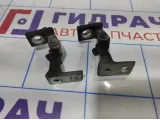 Петли двери передней левой Volkswagen Jetta (A6) . Комплект.
