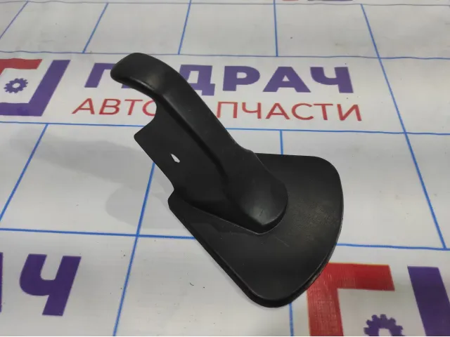 Кожух Volkswagen Jetta (A6) 8P0886197.