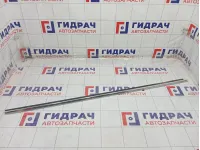 Накладка стекла переднего правого Volkswagen Passat 3B08374767Z7