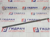Накладка стекла заднего правого Volkswagen Passat 3B48394767Z7