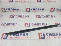 Уплотнитель стекла переднего правого Volkswagen Passat 3B0837472CB41