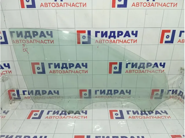 Стекло двери передней правой Volkswagen Passat 3B4845202