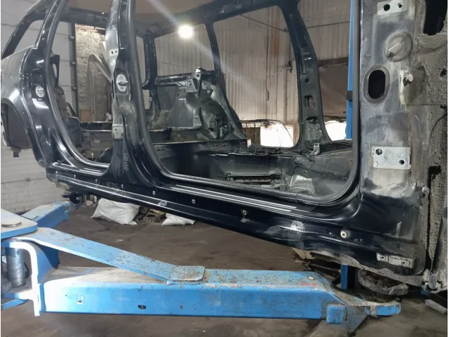 Порог со стойкой правый Volkswagen Passat