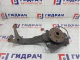 Кулак поворотный передний левый Volkswagen Passat 8D0407257AM