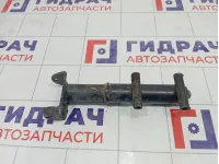 Кронштейн усилителя бампера заднего Volkswagen Passat 3B9807336