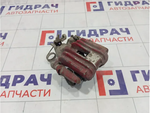 Суппорт тормозной задний правый Volkswagen Passat 8E0615424
