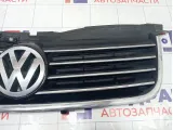 Решетка радиатора Volkswagen Passat 3B0853651L3FZ