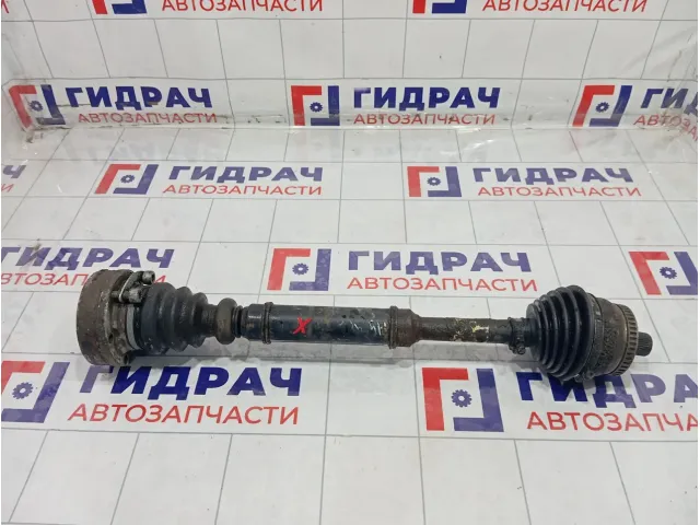 Привод передний левый Volkswagen Passat 8D0407271AQ