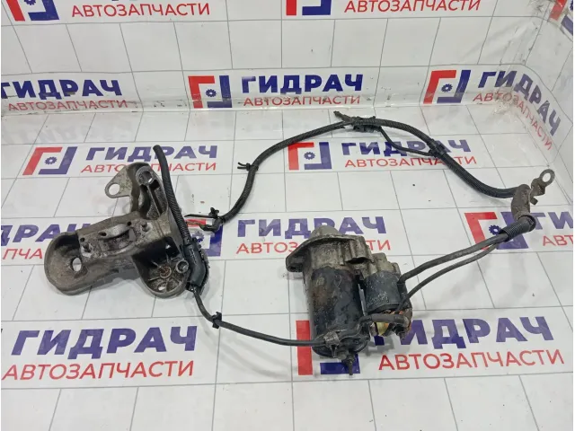 Стартер Volkswagen Passat 06B911023