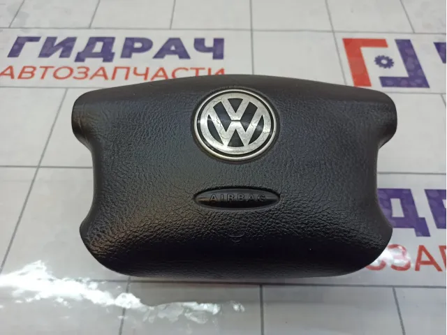 Подушка безопасности в рулевое колесо Volkswagen Passat 1J0880201K4EC