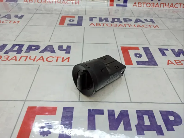 Переключатель света фар Volkswagen Passat 1C0941531C