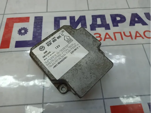 Блок управления AIR BAG Volkswagen Passat 6Q0909605C