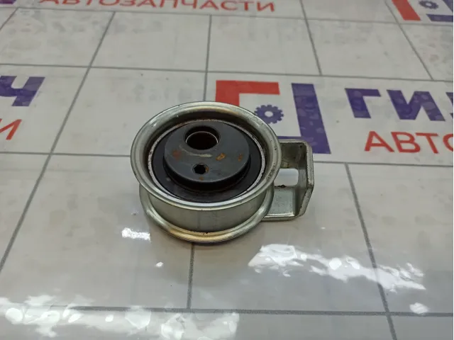 Ролик ручейкового ремня Volkswagen Passat 06B109243B