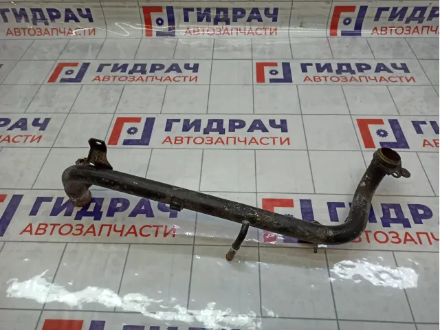 Трубка системы охлаждения Volkswagen Passat 06B121071L