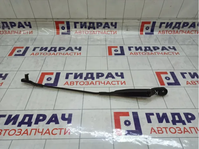 Поводок стеклоочистителя (Поводок дворника) передний правый Volkswagen Passat 3B1955410