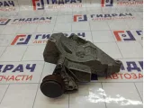 Кронштейн кондиционера Volkswagen Passat 06B260885D