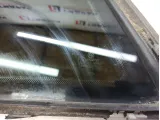 Стекло кузовное глухое (форточка) левое Volkswagen Passat 3B9845297AK