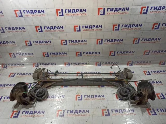 Балка задняя Volkswagen Passat 8E0500051T