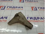 Кронштейн двигателя правый Volkswagen Passat 8D0199308AB