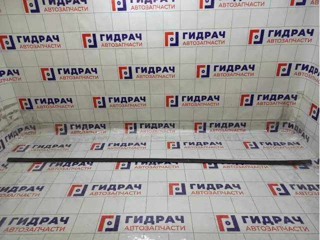 Накладка порога левая Volkswagen Passat 3B0853985