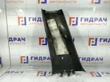 Обшивка стойки средней правой нижняя Volkswagen Passat 3C0867292D9B9