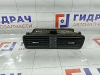 Дефлектор воздушный центральный Volkswagen Passat 3C1819728F1QB