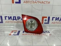 Фонарь задний внутренний левый Volkswagen Passat 3C5945094E