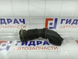 Патрубок воздушного фильтра Volkswagen Passat 06F129627G