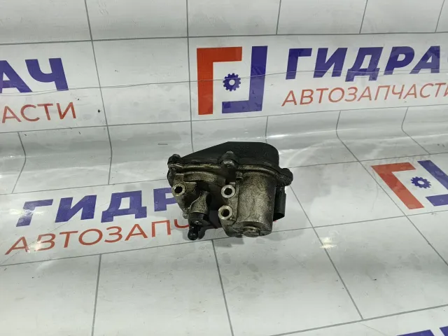 Механизм изменения длины впускного коллектора Volkswagen Passat 06F133482B