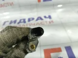 Датчик ABS задний левый Volkswagen Passat 1K0927807