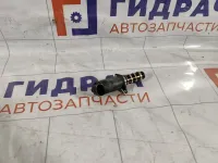 Клапан электромагнитный изменения фаз грм Volkswagen Passat 06F109257C