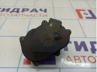 Механизм изменения длины впускного коллектора Volkswagen Passat (B6) 06F133482B